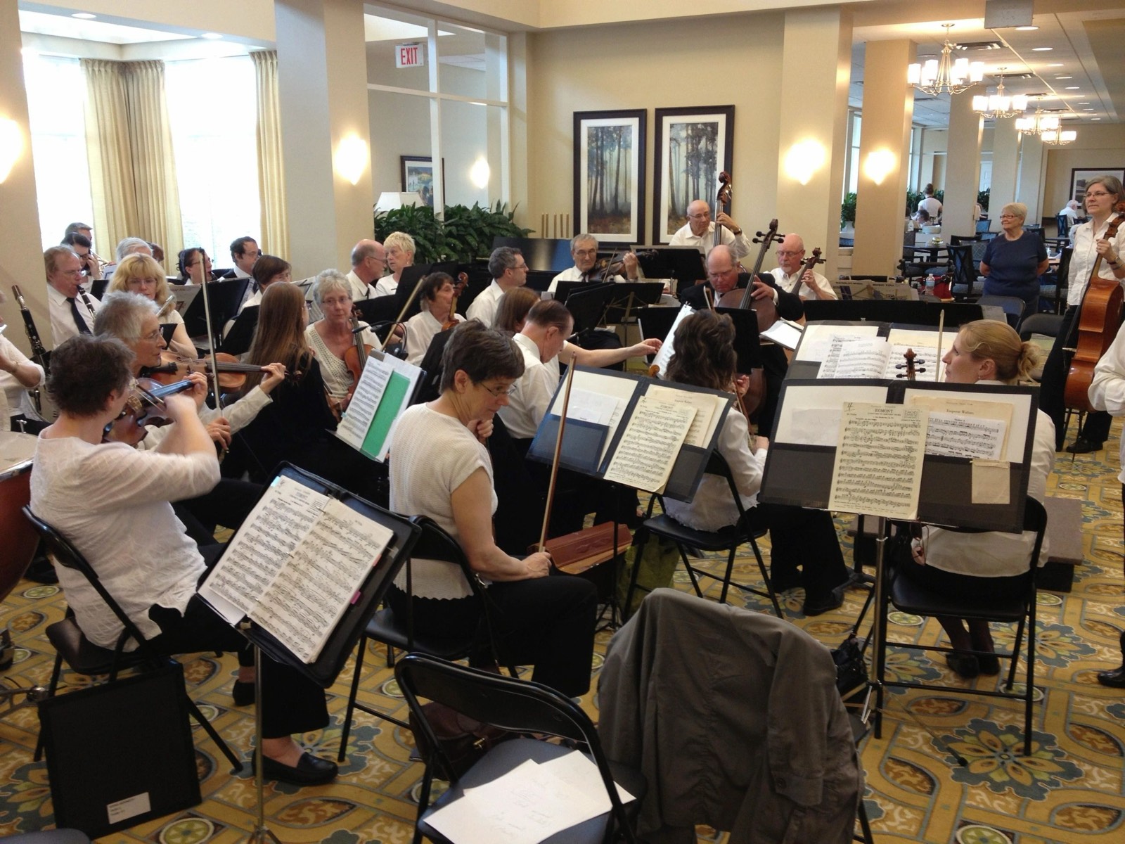 The full orchestra in rehearsal